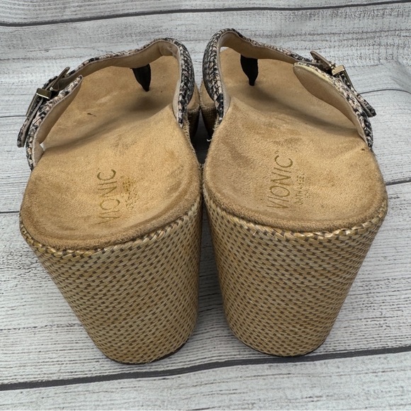 Vionic Polina Snakeskin Wedge Thong‎ Sandal Size 11 - Picture 5 of 8